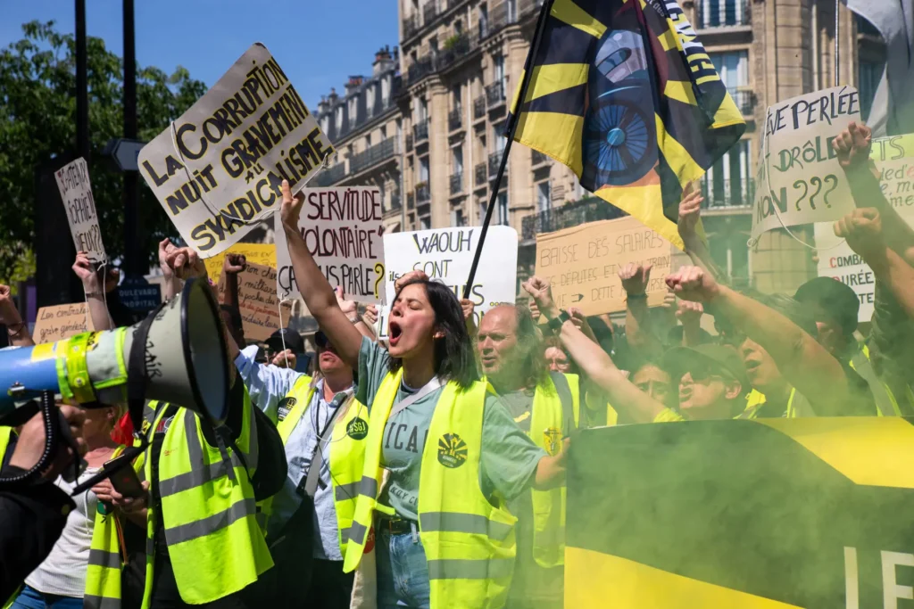 AFP__20250527__HL_VDUBOIS_2782256__v1__HighRes__FranceDemo1stMayWorkersDayParis